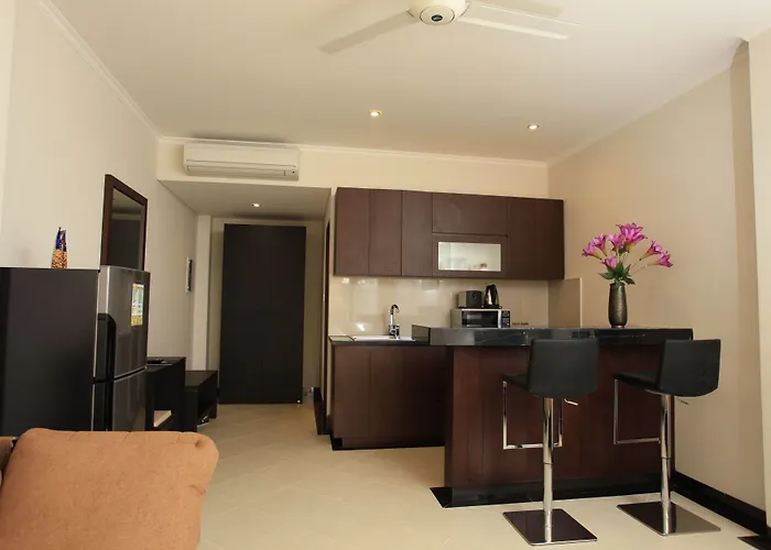 Town House * Кута